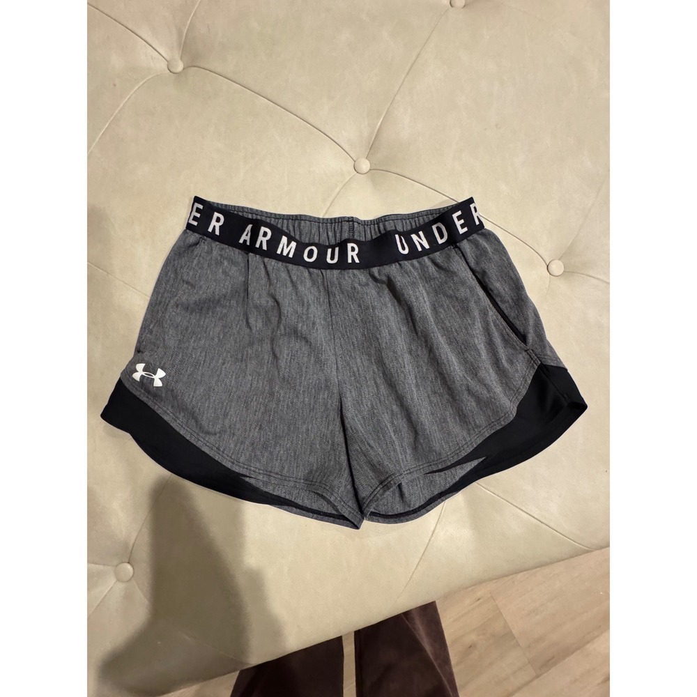 Under Armour Womens HeatGear Gray Heathered Athletic Running Shorts Medium